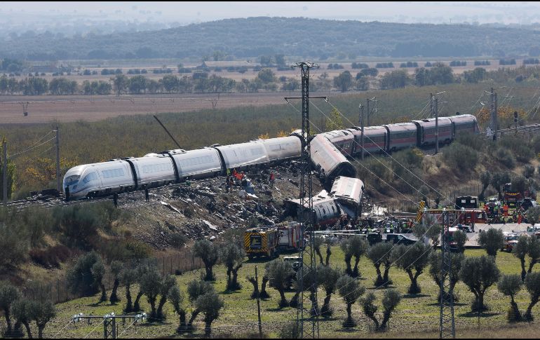 Una plataforma ciudadana permitió compartir reportes de pasajeros y buscar familiares desaparecidos tras el accidente ferroviario en Urda. EFE/C. Moya.
