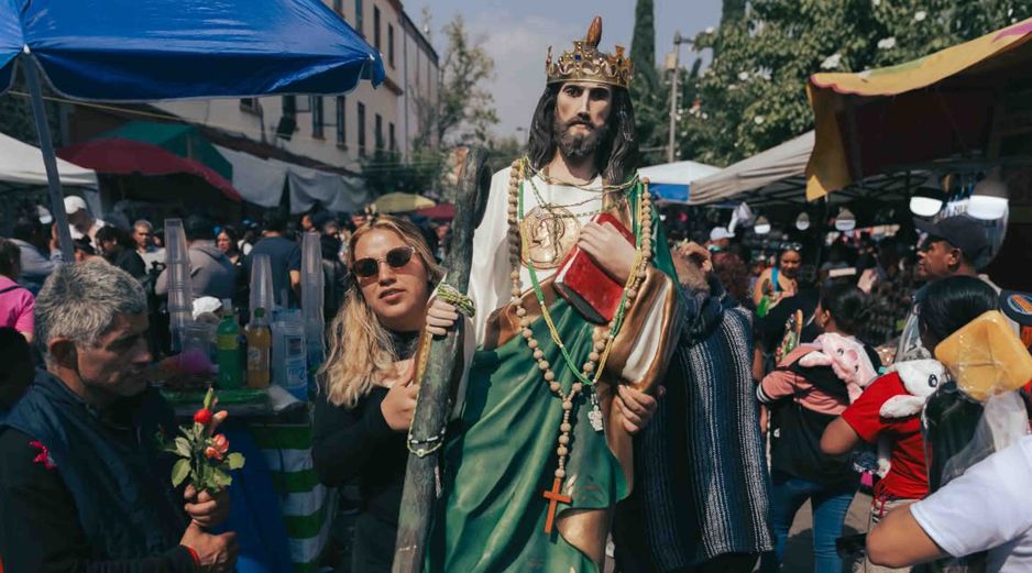 Las historias de fe, devoción y agradecimiento se hicieron presentes en la iglesia de Calzada México Tenochtitlán y Paseo de la Reforma. SUN/Y. Osnaya