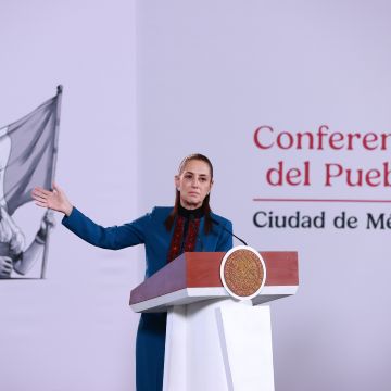 Sheinbaum destacó que el apoyo federal evitará el endeudamiento de Jalisco. EFE/M. Guzmán