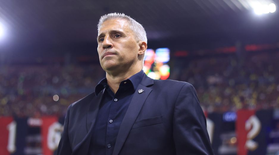 Hernán Crespo busca llevar a los rojinegros a una marca histórica en el Apertura 2026 con un cierre perfecto. IMAGO7.
