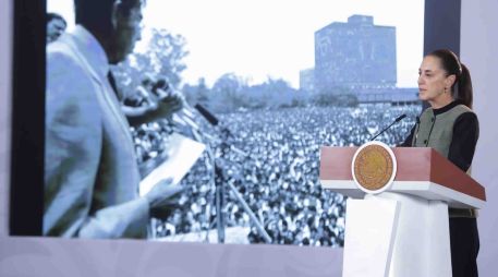 Sheinbaum adelantó que el Gobierno de México le organizará un homenaje a Cuauhtémoc Cárdenas, pero necesitan ponerse de acuerdo con la familia. SUN/F. Rojas