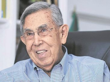 La trayectoria de Cuauhtémoc Cárdenas recibió reconocimientos de distintas fuerzas políticas. EL UNIVERSAL