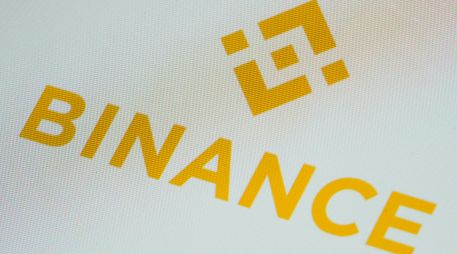 El logo de Binance en la pantalla de un smartphone, el 28 de febrero de 2023, en Marple Township, Pensilvania. AP / ARCHIVO