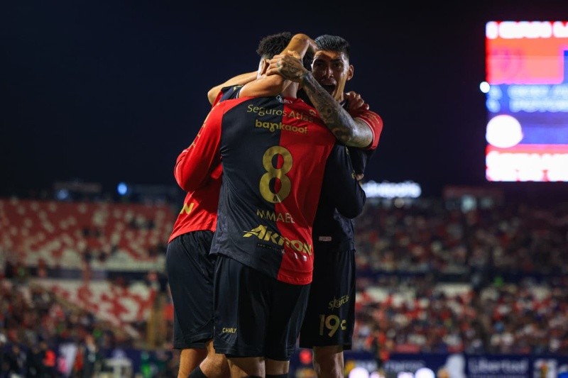 Los Zorros dan un paso importante en la etapa final de la Fase Regular. EL INFORMADOR / J. ACOSTA