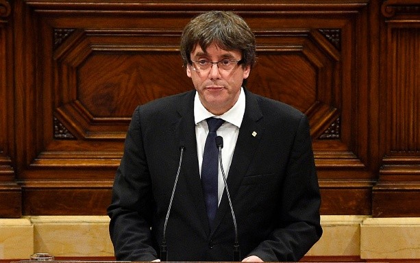 La sesión en el Parlamento dio inicio luego de un retraso que abrió el espacio a rumores y la confusión sobre presiones para impedir ese pronunciamiento. AFP / L. Gene