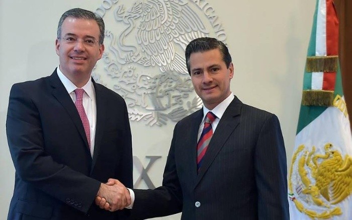 Peña Nieto designó a Alejandro Díaz de León Carrillo como gobernador del Banco de México.  FACEBOOK / Enrique Peña Nieto