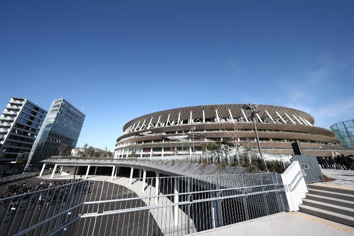 The National Stadium, venue for the upcoming Tokyo 2020 Olympic Games, is seen during a media tour following the the stadium's completion in Tokyo on December 15, 2019. The Tokyo 2020 Olympics organisers on December 15 celebrated the completion of the main stadium that features use of lumber and other Japanese architectural tradition, seven months before the Opening Ceremony. / AFP / Behrouz MEHRI OLY-2020-TOKYO-JPN-STADIUM