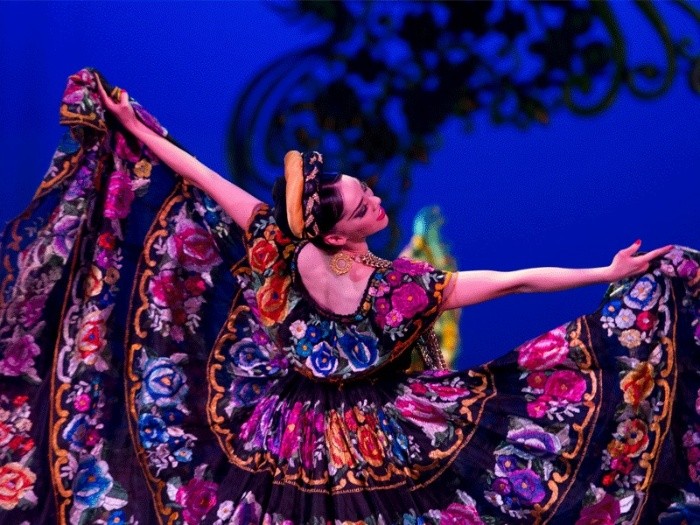 Secretaría de Cultura: BFM celebra su 70 aniversario bailando 'Huapango' de  J. P. Moncayo en Bellas Artes | El Informador