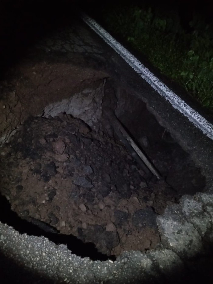 Temblor hoy Reportan socavón en carretera federal 80 GuadalajaraBarra