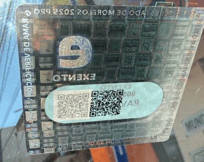 Holograma otorgado a vehículos híbridos hasta antes de los cambios. INSTAGRAM/@amigopedro