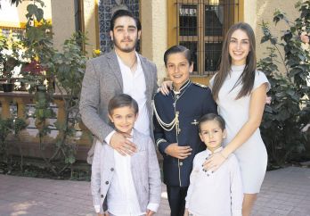 Josué, Mariano, Astrid, Cristian y Matías Alcalá Bautista. GENTE BIEN/ SANTIAGO LÓPEZ CUEVAS